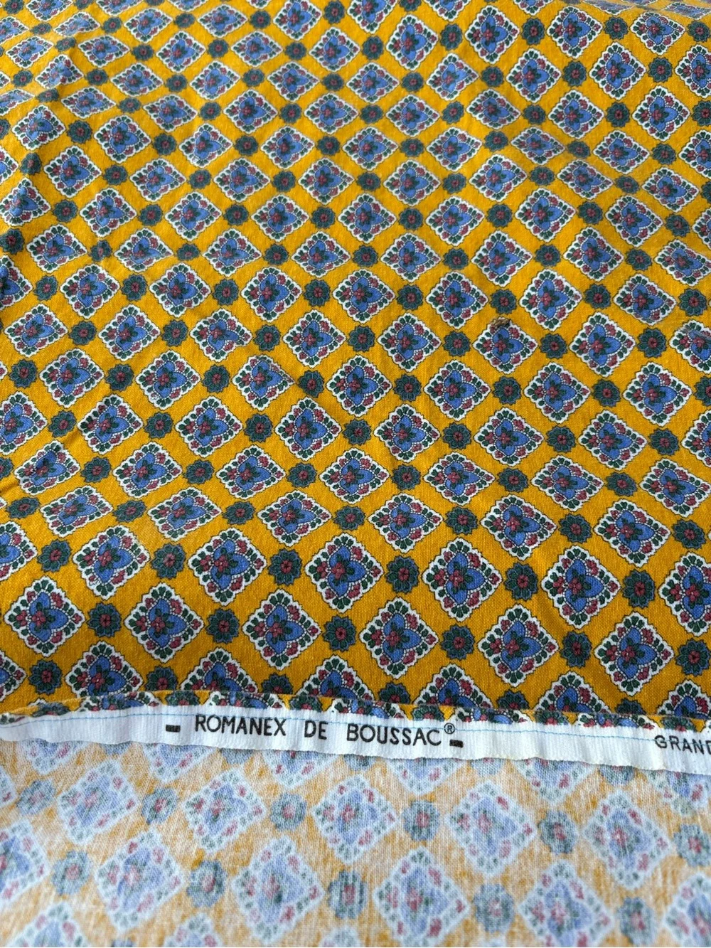 Vintage French Romanex De Boussac Yellow & Blue Fleur de Lis Tablecloth ~ Fabric